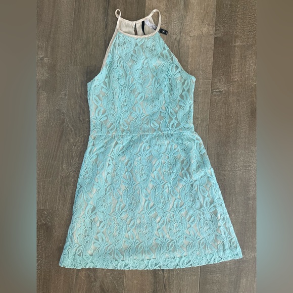 Mini dress - Picture 1 of 4